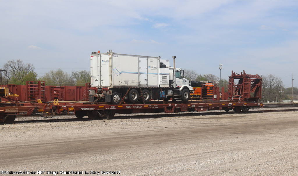 BNSF 927090 w/Holland Mobil Welder #MW919